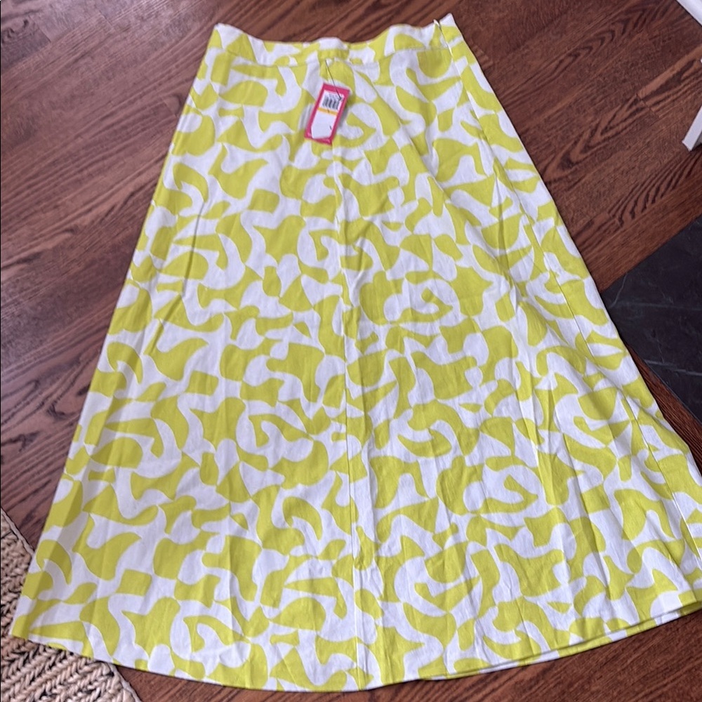 NWT Vince Camuto Yellow/White Maxi A-Line Skirt Sz M